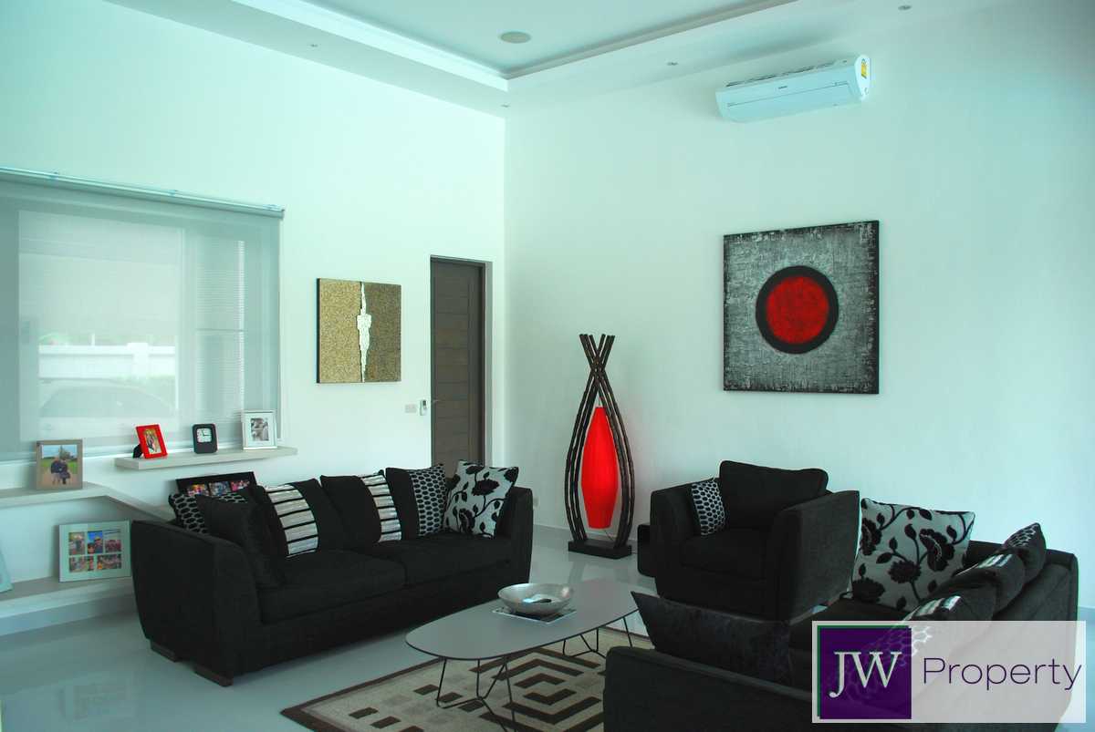 Fabulous modern luxury pool villa on large plot near beach Fabulous modern luxury pool villa on large plot near beach