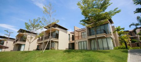 Low-rise Condominium at Palm Crescent (20192) Low-rise Condominium at Palm Crescent (20192)