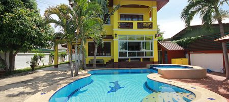 Luxury Pool Villa for Sale (11044) Luxury Pool Villa for Sale (11044)