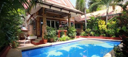 Beautiful Pool House for Sale Hua Hin Soi 56 (11324) Beautiful Pool House for Sale Hua Hin Soi 56 (11324)