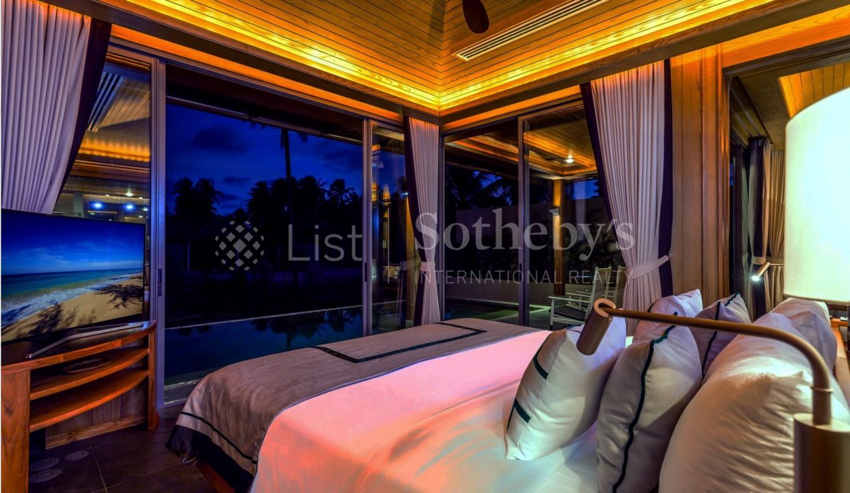 List-Sotheby-Thailand-BabaBeachClub-Phuket-Two-Bedroom-PoolVilla-for-sale-1-Bedroom (2)_1800x1200_display