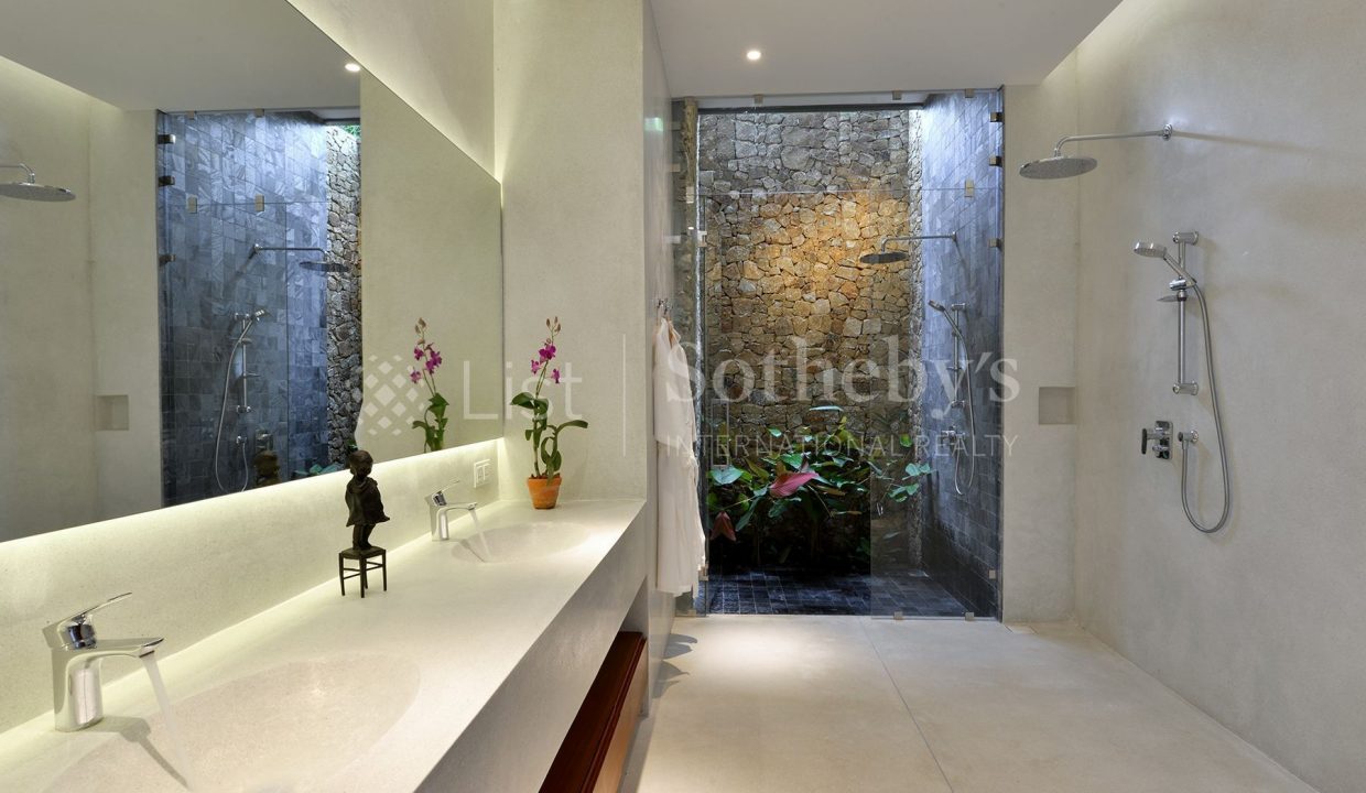 List-Sothebys-International-Realty-Adrisa-Residence-Samui-Thailand-013_1800x1200_display