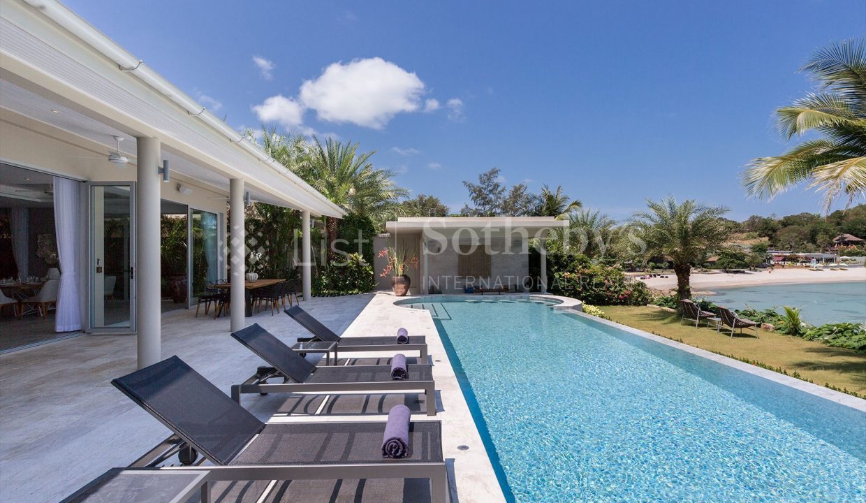 List-Sothebys-International-Realty-Bayside-Beachfront-Villas-pool5_1800x1200_display