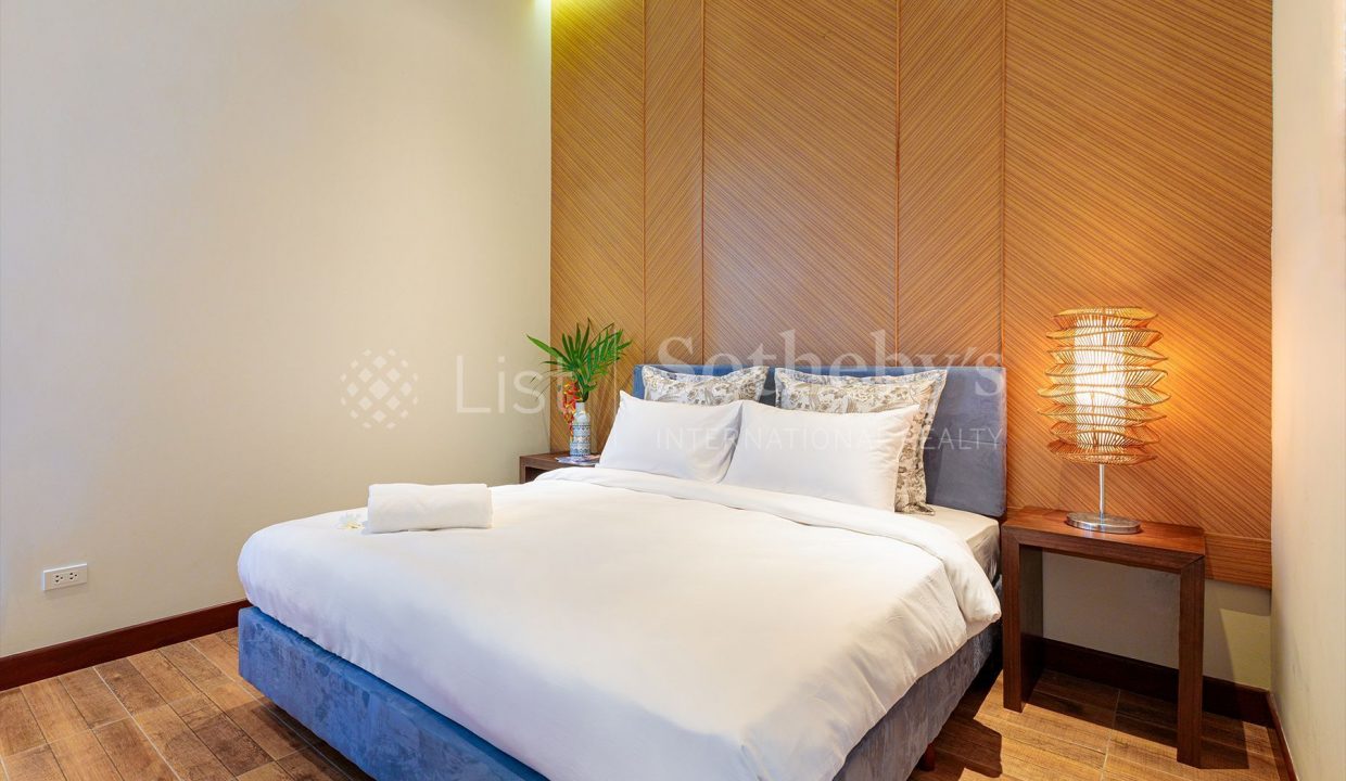 list-sothebys-international-realty-thailand-house-for-sell-Panorama-Villa-Kao-Tao-bedroom-03_1800x1200_display